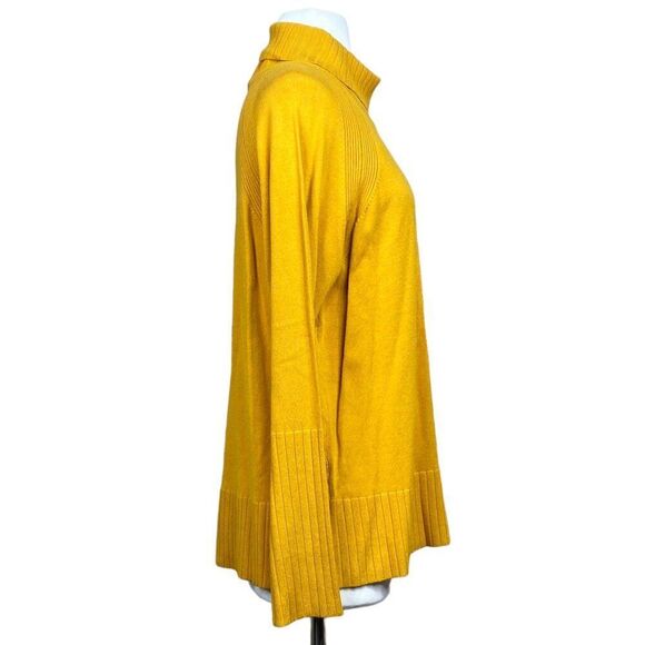 Tribal Yellow Sweater Size XL New WIth Tags - Picture 3 of 6